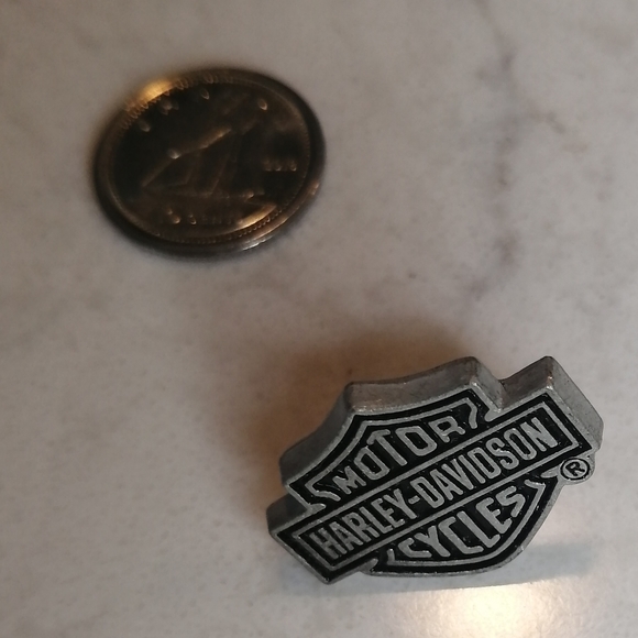 Harley Davidson Pin 📌 - Picture 2 of 3